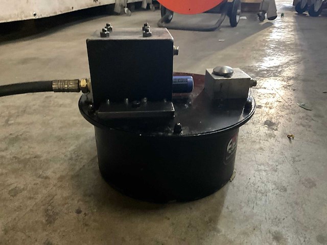 Euro press pack luchtaangedreven hydraulische pomp - afbeelding 4 van  5