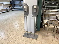Euro products desinfectie zuilen (2x) - afbeelding 1 van  6