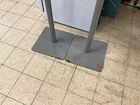 Euro products desinfectie zuilen (2x) - afbeelding 3 van  6