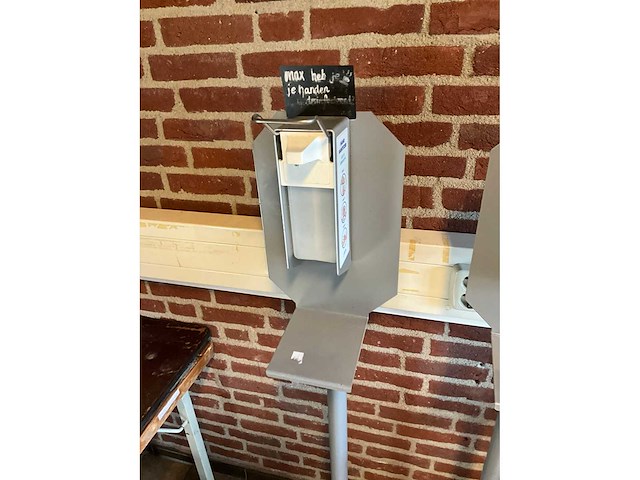 Euro products desinfectie zuilen (2x) - afbeelding 3 van  6