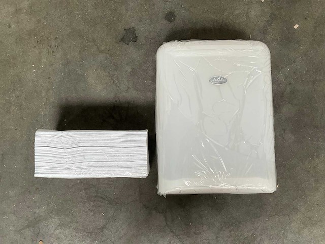 Euro products vouw handdoekdispenser (51205x) - afbeelding 2 van  8