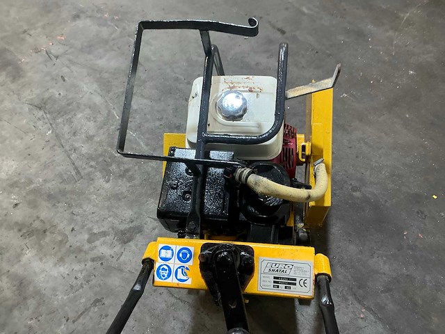 Euro shatal cs453 betonzaag - afbeelding 3 van  4