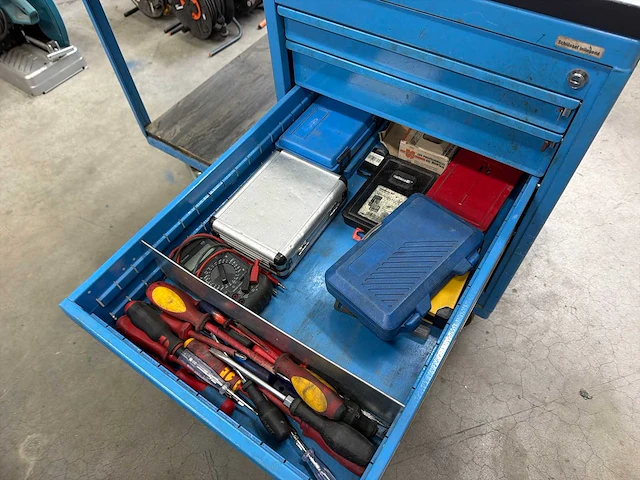 Eurocraft gereedschapswagen met inhoud - afbeelding 5 van  6