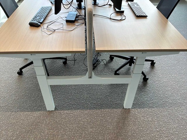 Eurodesk duo elektrisch hoogteverstelbaar bureau (2x) - afbeelding 7 van  13