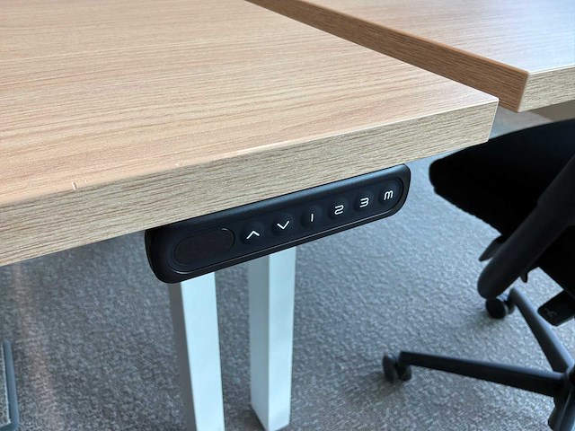 Eurodesk duo elektrisch in hoogte verstelbaar bureau (9x) - afbeelding 5 van  10