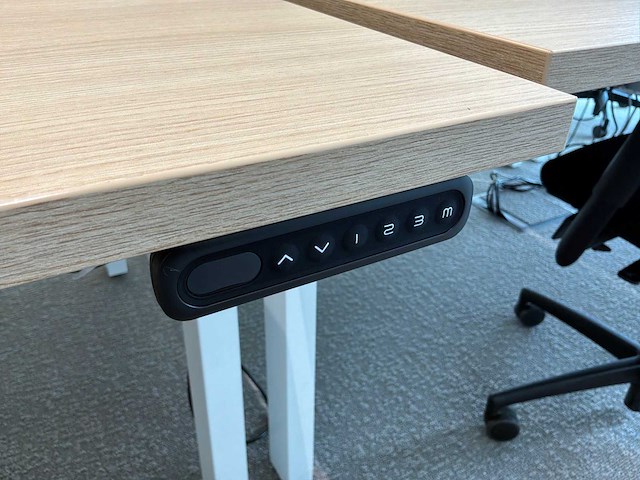 Eurodesk duo elektrische hoogteverstelbare bureaus (3x) - afbeelding 5 van  10