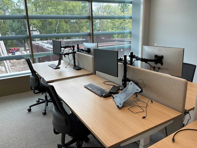 Eurodesk duo elektrische hoogteverstelbare bureaus (3x) - afbeelding 3 van  12