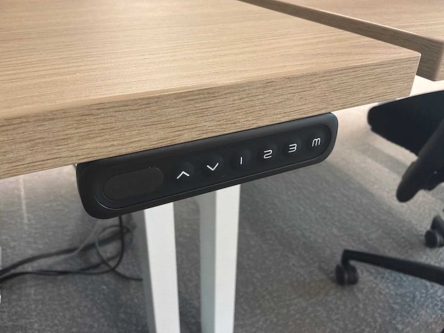 Eurodesk duo elektrische in hoogte verstelbare bureaus (4x) - afbeelding 7 van  11