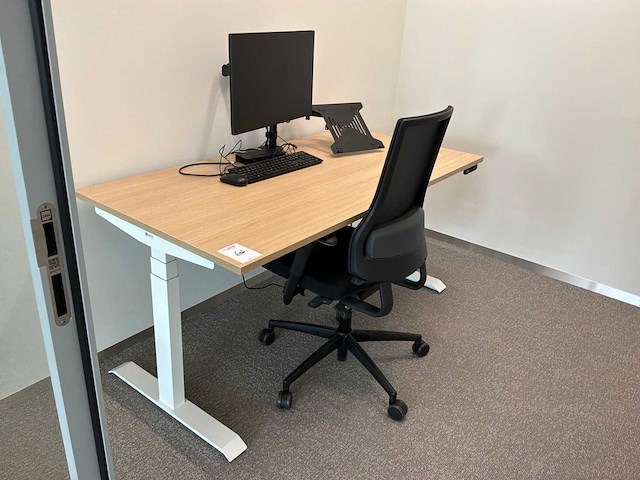 Eurodesk elektrisch in hoogte verstelbaar bureau (4x) - afbeelding 9 van  9