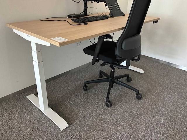 Eurodesk elektrisch in hoogte verstelbaar bureau (4x) - afbeelding 2 van  9