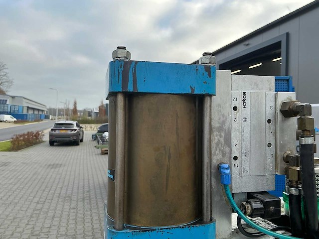 Eurolas wp100rl puntlasmachine - afbeelding 11 van  13