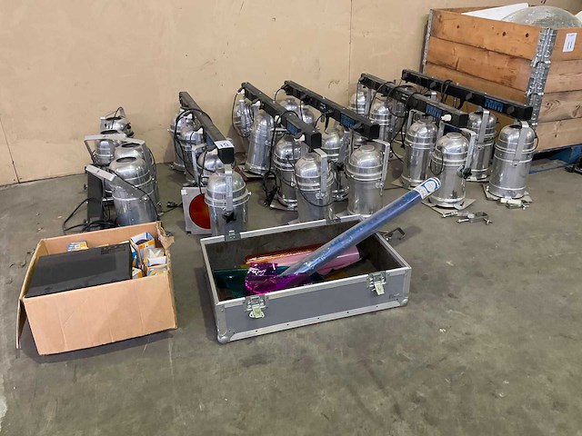 Eurolite 64 par-spot (24x) - afbeelding 1 van  6