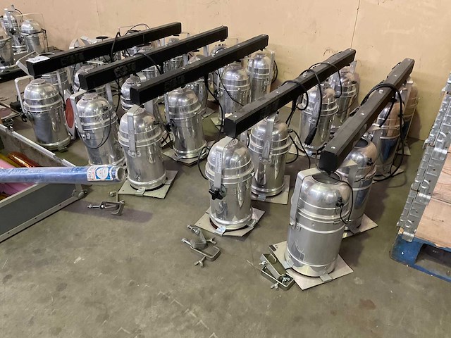 Eurolite 64 par-spot (24x) - afbeelding 2 van  6