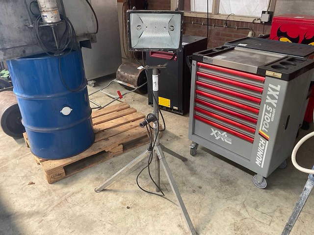 Eurolux bouwlamp - afbeelding 1 van  2