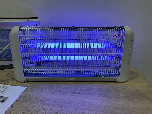 Eurom - fly away 30 allround - insecten vanger - afbeelding 1 van  6