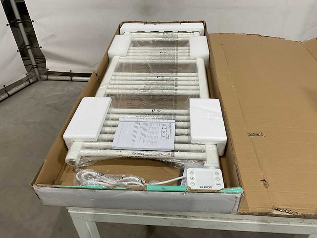 Eurom - sani 1000 wifi - badkamer radiator - afbeelding 3 van  10