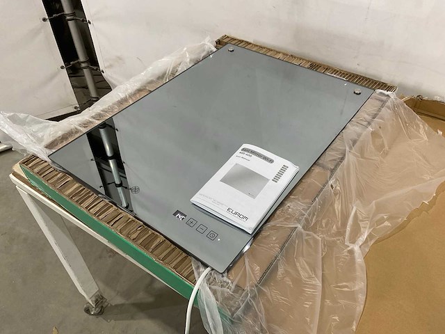 Eurom - sani 400 mirror wifi - badkamer verwarming met spiegel - afbeelding 1 van  8