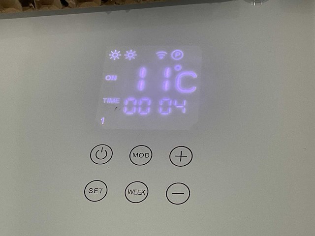 Eurom alutherm sani verre 1200 wifi badkamer verwarming - afbeelding 6 van  7