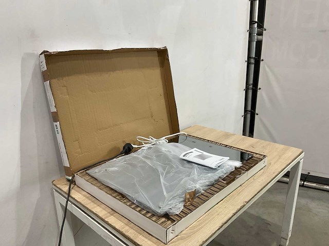 Eurom sani 400 mirror wifi badkamer spiegel met verwarming - afbeelding 2 van  8