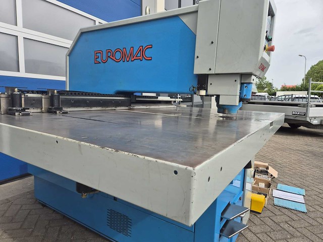 Euromac - cx 750/30 - ponsmachine - afbeelding 9 van  27