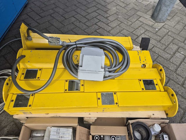 Euromac - cx 750/30 - ponsmachine - afbeelding 21 van  27