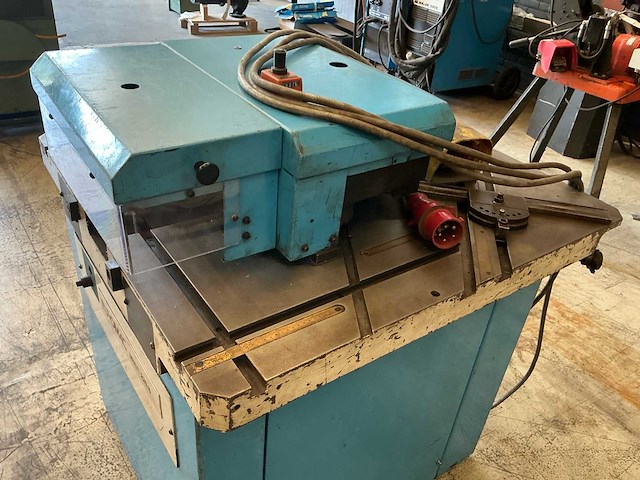 Euromac multi 220/6 hydraulische uitklinkmachine - afbeelding 4 van  15