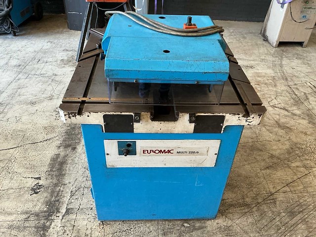 Euromac multi 220/6 hydraulische uitklinkmachine - afbeelding 10 van  15