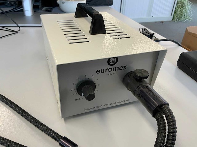 Euromex ek-1 koudlicht illuminator - afbeelding 5 van  5