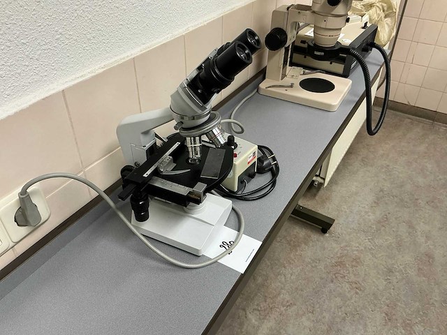 Euromex microscope - afbeelding 2 van  3