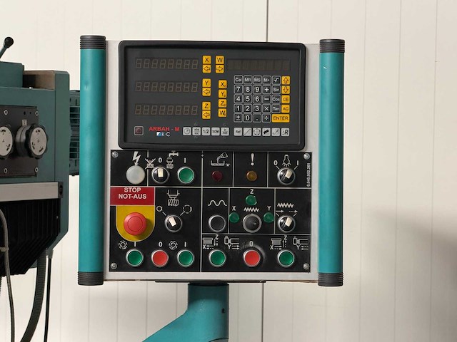 Euromill - fus 32 - universal milling machine - 2005 - afbeelding 6 van  9