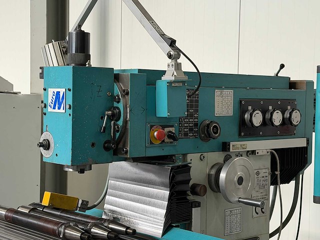 Euromill - fus 32 - universal milling machine - 2005 - afbeelding 4 van  9