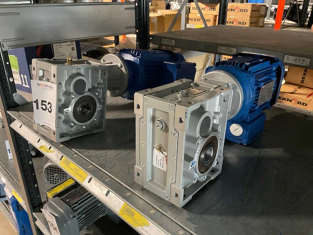 Euronorm elektromotor (2x) - afbeelding 1 van  7