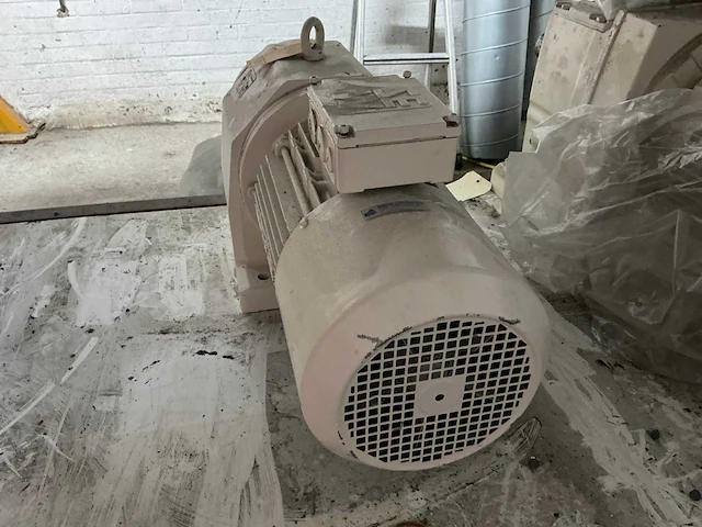 Euronorm r380v elektromotor (2x) - afbeelding 5 van  5