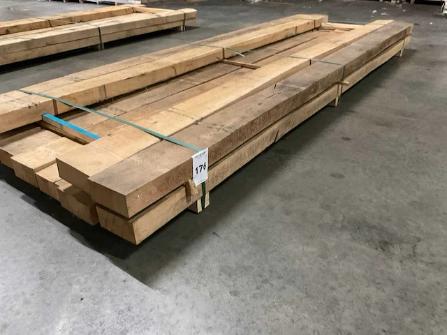 Europees eiken balk 70x150 mm (11x) - afbeelding 1 van  5