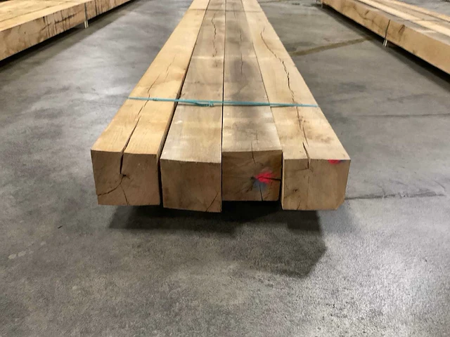 Europees eiken balken 150x150 mm (4x) - afbeelding 2 van  5