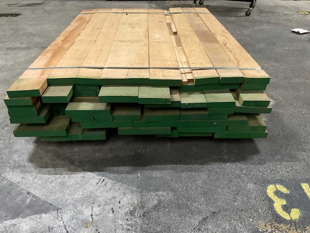 Europees eiken planken 27 mm ca. 0,300 m³ - afbeelding 4 van  5