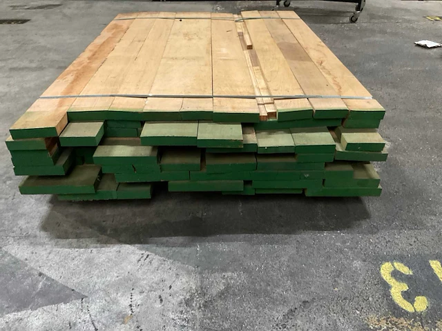 Europees eiken planken 27 mm ca. 0,300 m³ - afbeelding 4 van  5