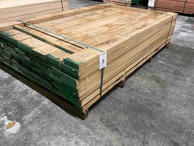 Europees eiken planken 27 mm ca. 0,436 m³ - afbeelding 1 van  4