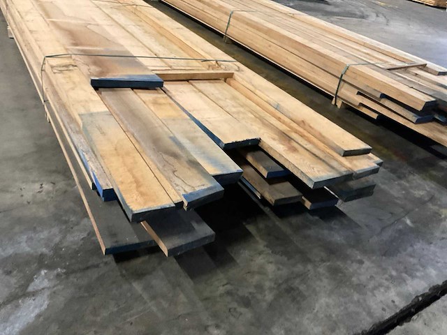 Europees eiken planken 27 mm ca. 0,600 m³ - afbeelding 4 van  5