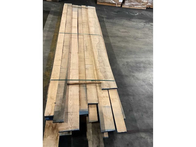 Europees eiken planken 27 mm ca. 0,650 m³ - afbeelding 4 van  4