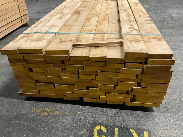 Europees eiken planken 34 mm ca. 0,910 m³ - afbeelding 2 van  5