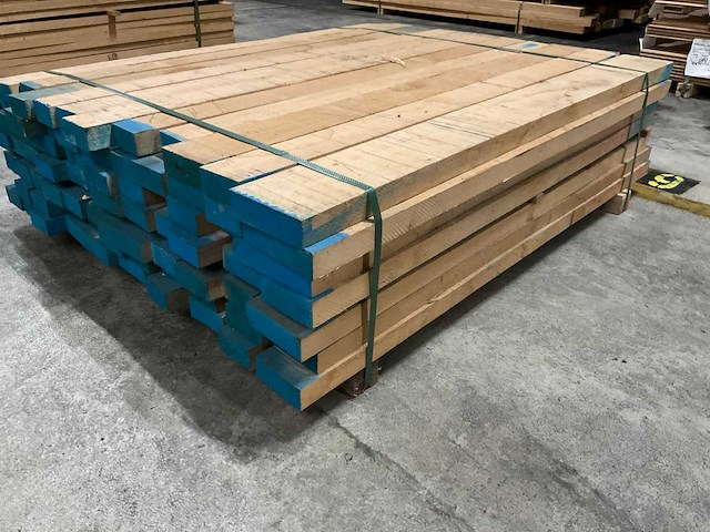 Europees eiken planken 40 mm ca. 0,425 m³ - afbeelding 1 van  3