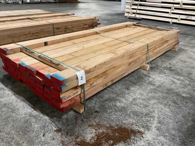 Europees eiken planken 40 mm ca. 0,470 m³ - afbeelding 1 van  3