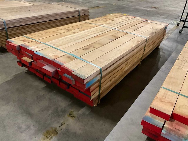 Europees eiken planken 40 mm ca. 0,590 m³ - afbeelding 2 van  3