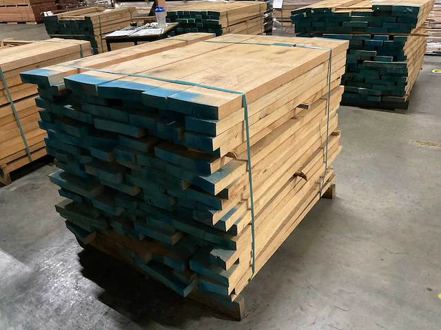 Europees eiken planken 40 mm ca. 0,779 m³ - afbeelding 3 van  4