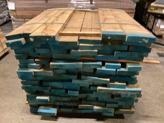 Europees eiken planken 40 mm ca. 0,794 m³ - afbeelding 3 van  4
