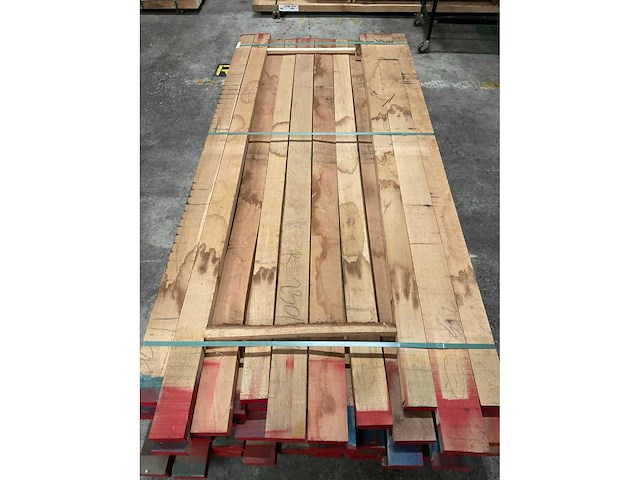 Europees eiken planken 40 mm ca. 0,920 m³ - afbeelding 5 van  5