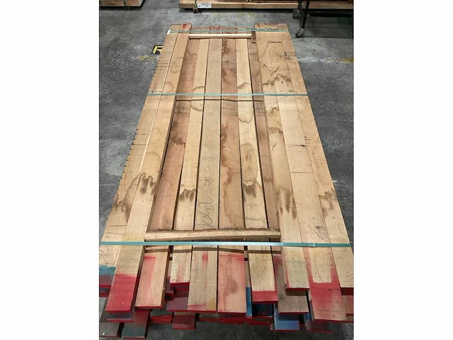 Europees eiken planken 40 mm ca. 0,920 m³ - afbeelding 5 van  5