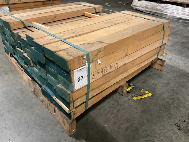 Europees eiken planken 52 mm ca. 0,295 m³ - afbeelding 1 van  5