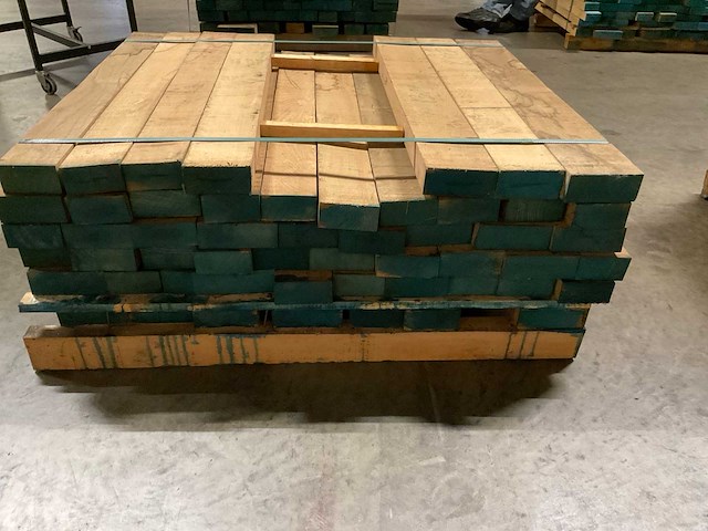 Europees eiken planken 52 mm ca. 0,295 m³ - afbeelding 4 van  5